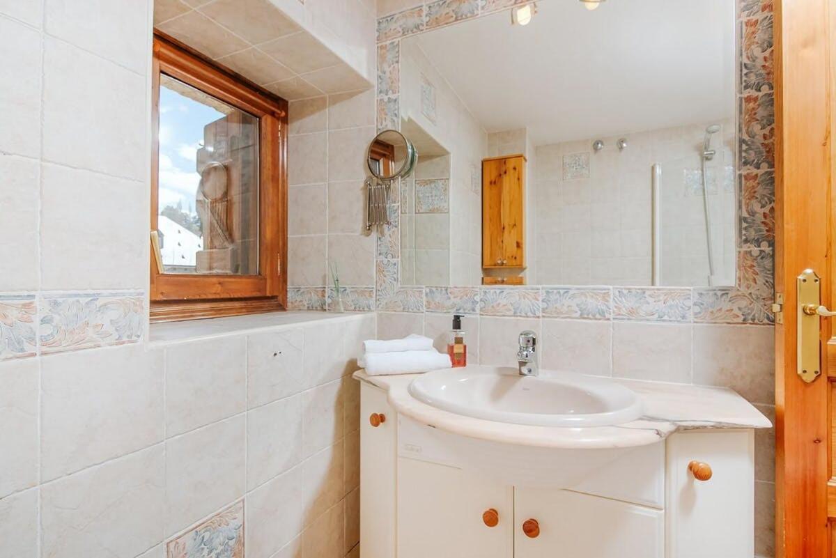 Cantal - apartamento 4 pax en Sallent de Gállego Exterior foto