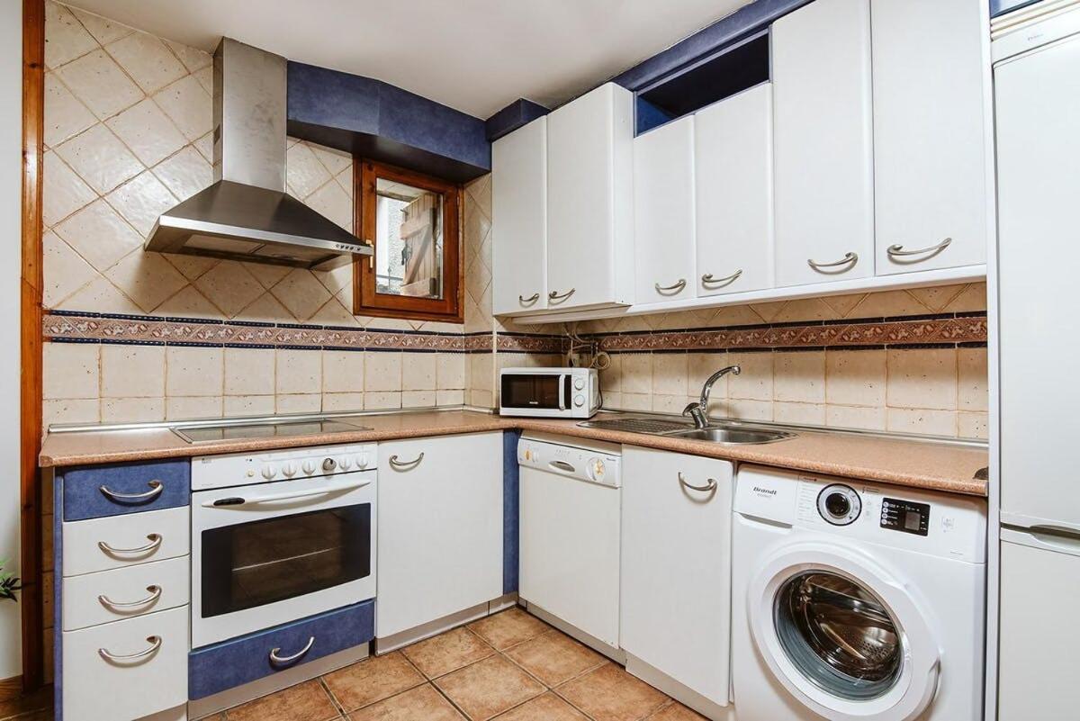 Cantal - apartamento 4 pax en Sallent de Gállego Exterior foto