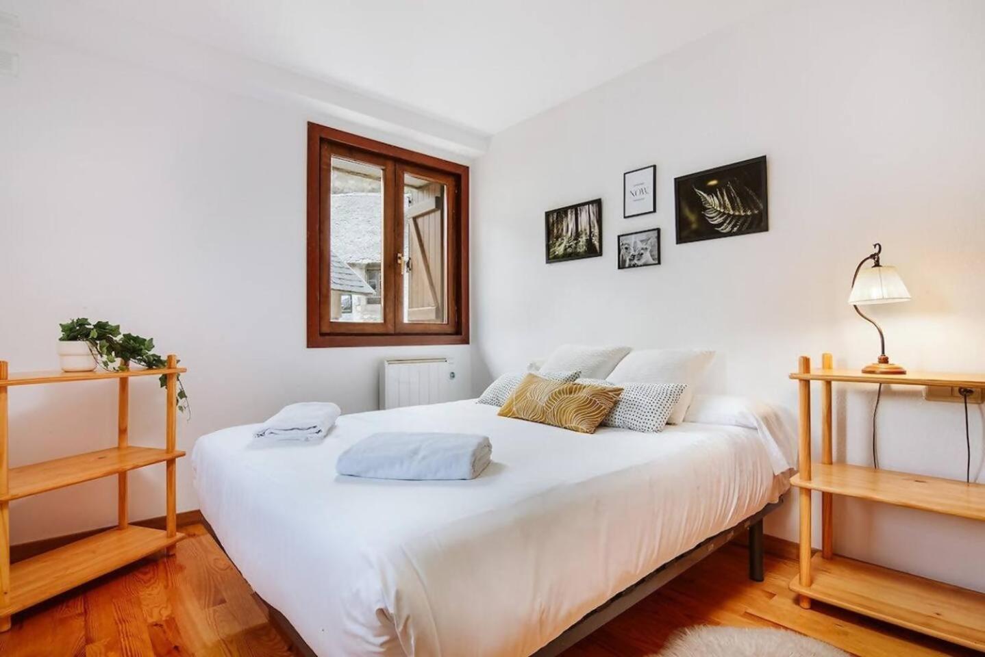 Cantal - apartamento 4 pax en Sallent de Gállego Exterior foto